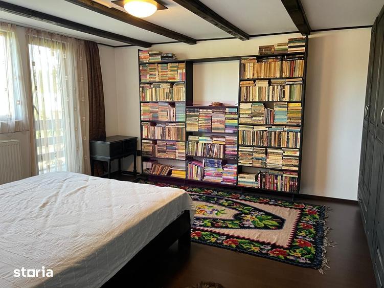 Casă cu 6 camere cu Teren 1593 Mp în Central
