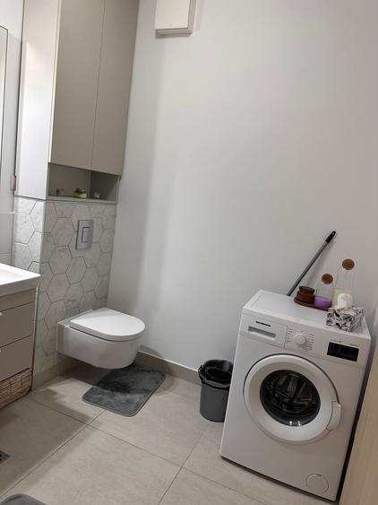 Apartament cu 2 camere semidecomandat în Medicină