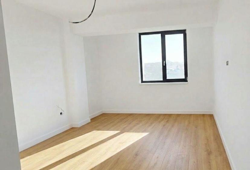 Apartament cu 3 camere decomandat în Cetate