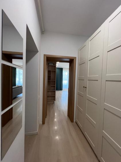 Apartament cu 3 camere decomandat în Floreasca