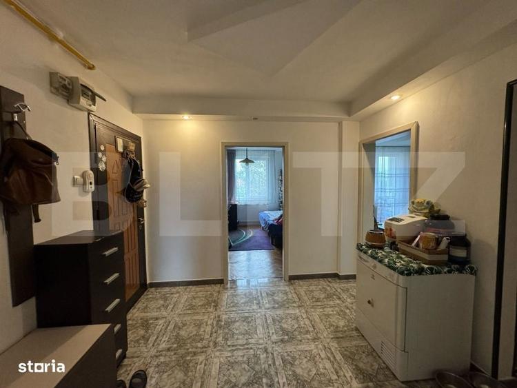 Apartament cu 3 camere decomandat în Deve