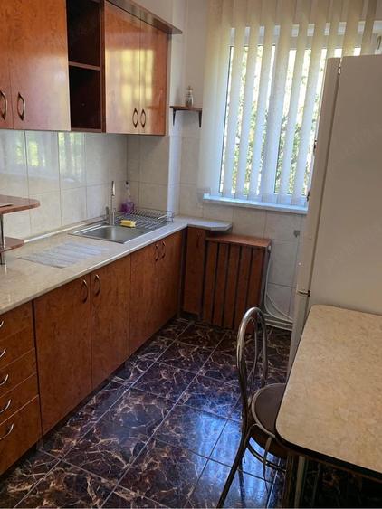 P.F - inchiriez apt. 2 camere 52 mp decomandat , balcon Manastur - 1