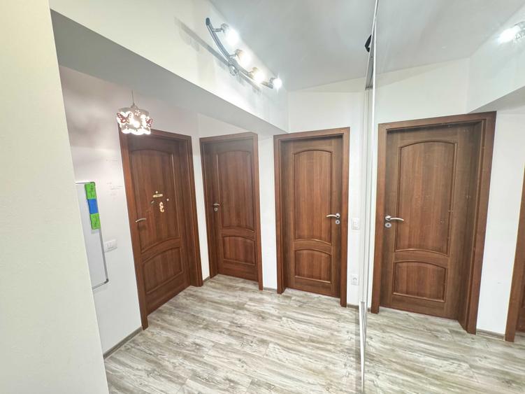 Apartament cu 3 camere decomandat, mobilat în Păcurari