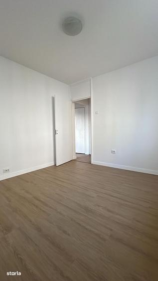Apartament cu 3 camere decomandat în Dristor