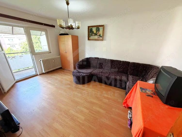 Apartament 4 camere decomandat - Spitalul Judetean - 80mp -1983 - 1