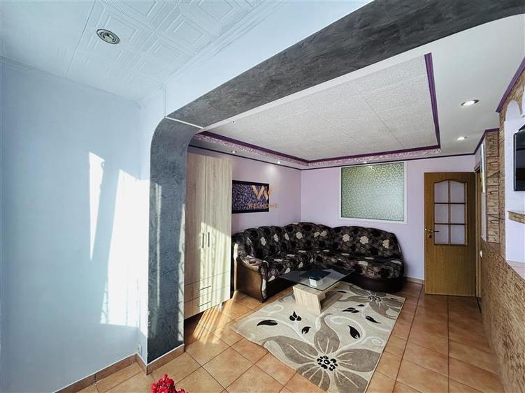 Apartament cu 2 camere decomandat în Terezian