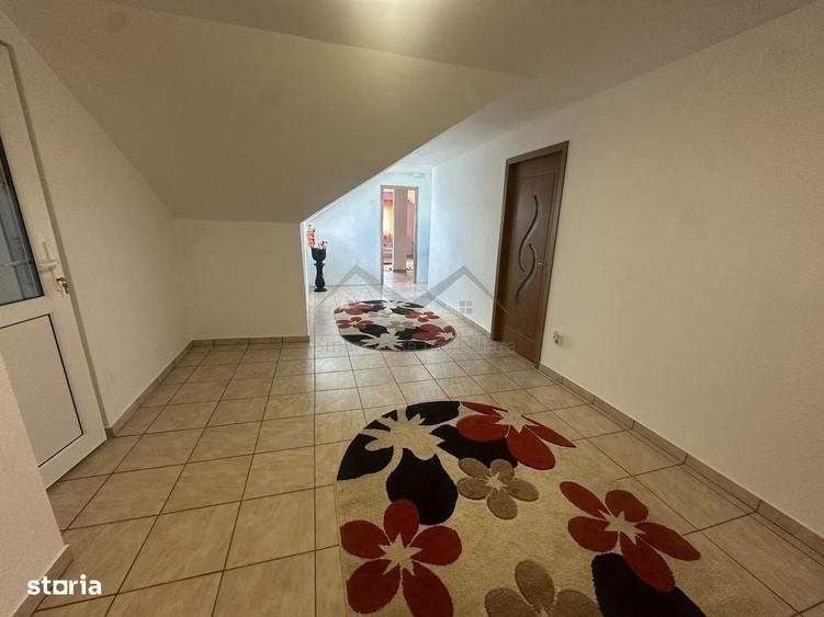 Casa P+1+beci inalt, cu 2 spatii comerciale si 740 mp teren in centrul - 10