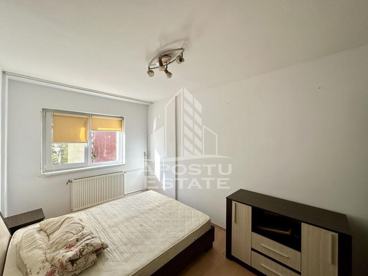 Apartament cu 2 camere semidecomandat, mobilat în Lipovei