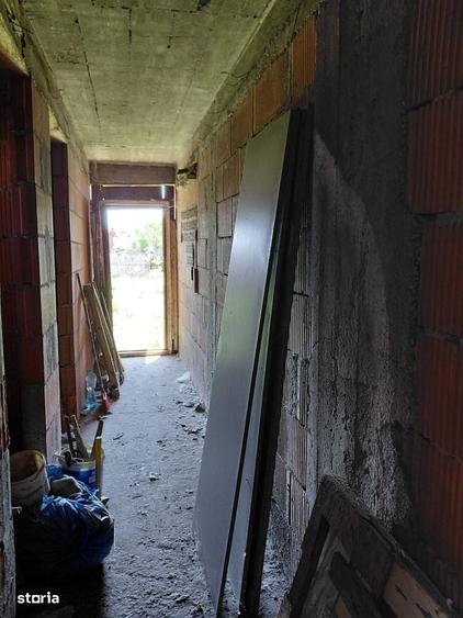 Casă cu 3 camere cu Teren 148 Mp în Dorobanți