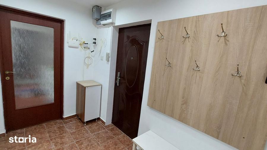Apartament cu 2 camere decomandat în Moșilor