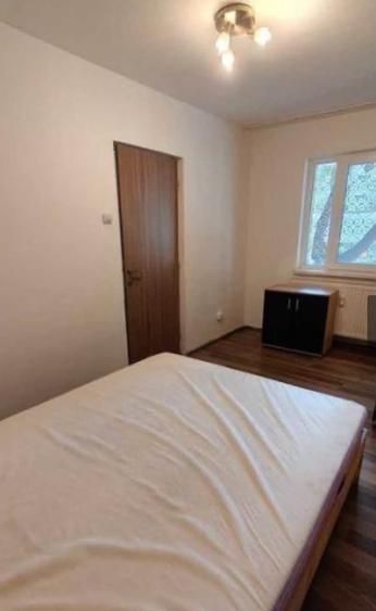 Apartament cu 2 camere semidecomandat în Casa de Cultură