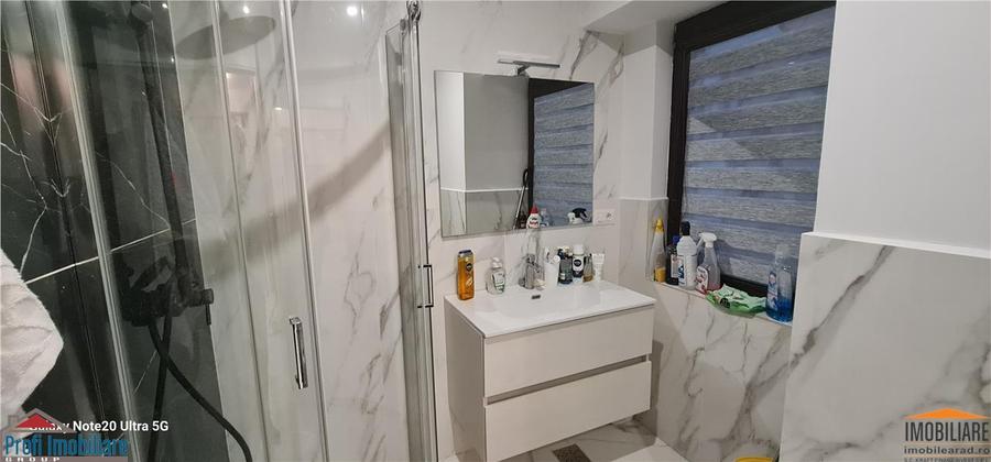 Apartament cu 2 camere circular, mobilat în Central