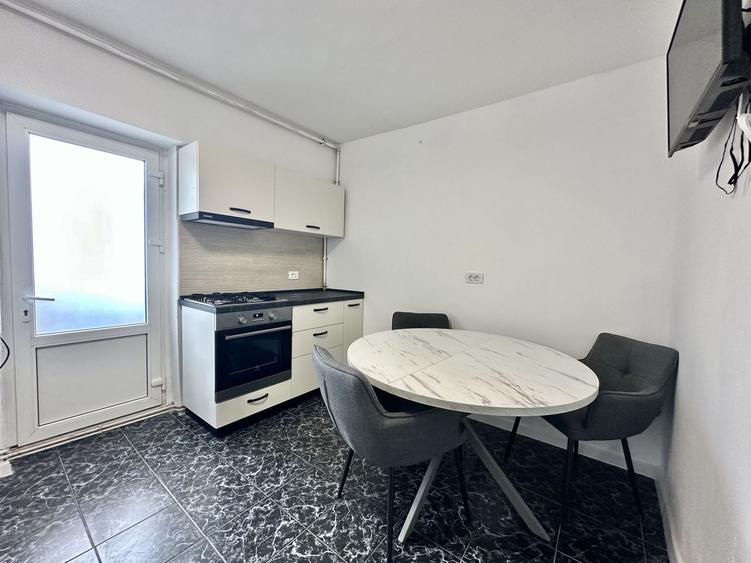 Apartament cu 2 camere decomandat, mobilat în Griviței