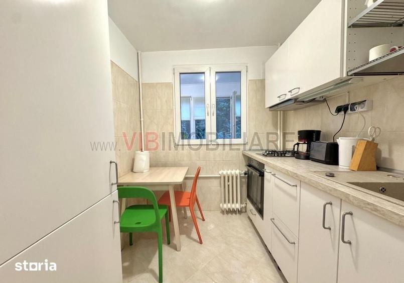 Apartament cu 3 camere decomandat în Drumul Taberei