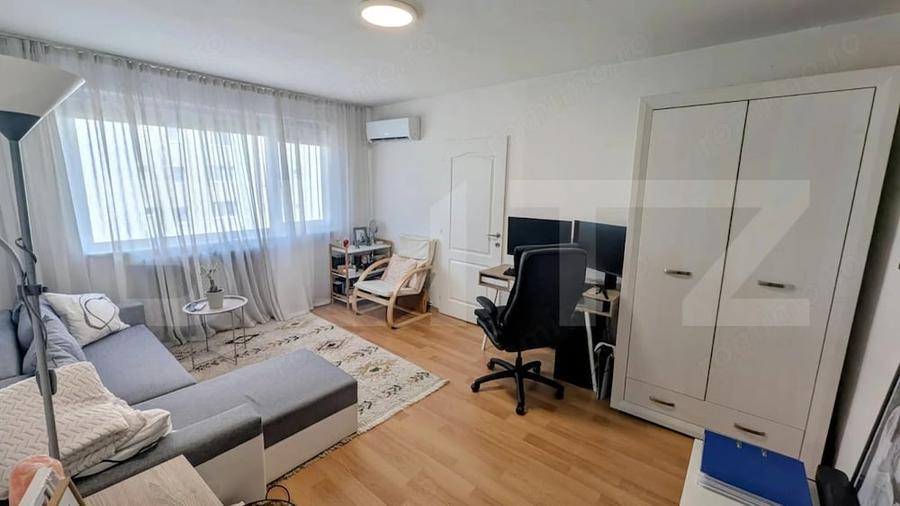 Apartament cu 2 camere semidecomandat în Cetate