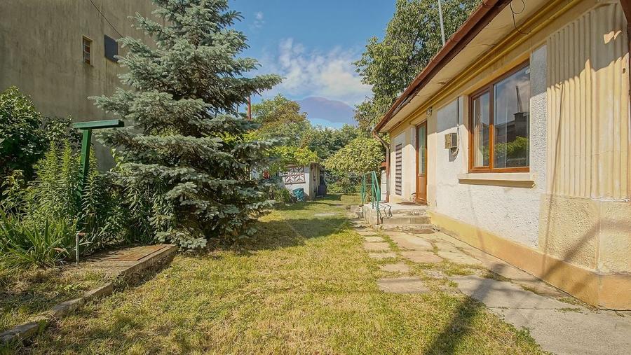 Casă individuală cu 3 camere cu Teren 700 Mp în Craiter