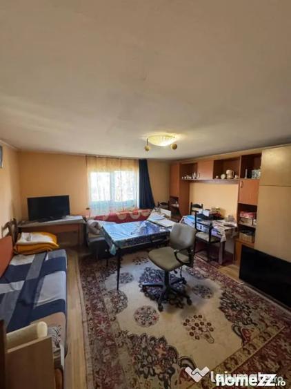 Casă cu 4 camere cu Teren 1400 Mp în Hideaga