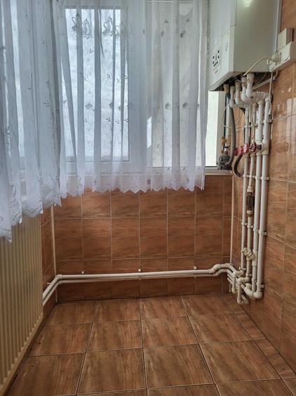 Apartament cu 3 camere decomandat în Obcini