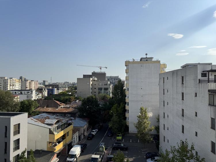 Apartament cu 2 camere decomandat, mobilat în Nerva Traian