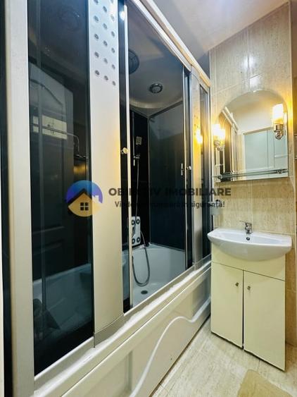 Apartament cu 4 camere semidecomandat în Mărăței