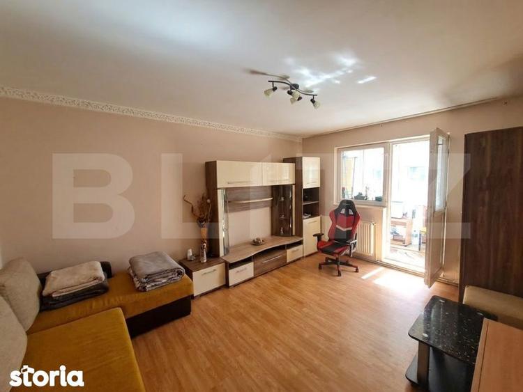 Apartament cu 3 camere decomandat, mobilat în Astra