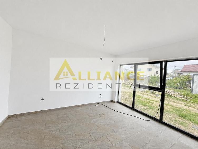 Casă individuală cu 3 camere cu Canalizare în Berceni