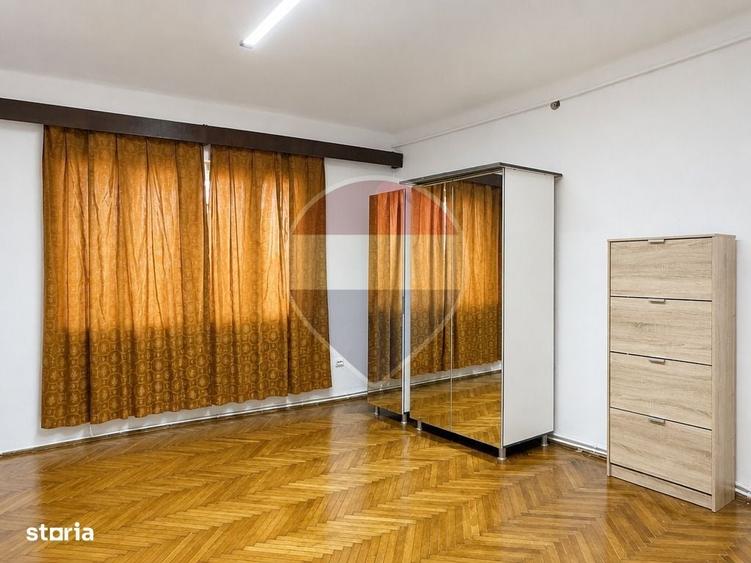 Casă cu 3 camere cu Teren 314 Mp în Central