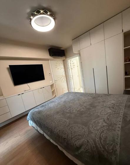 Apartament cu 3 camere semidecomandat, mobilat în Sălaj