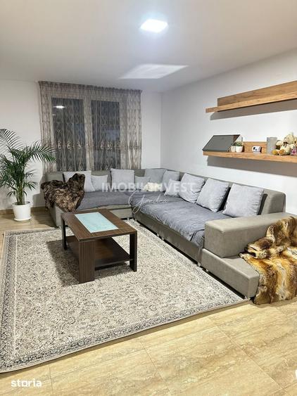 Casă cu 5 camere cu Teren 700 Mp în Sohodol