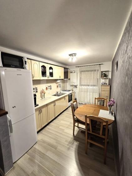 Apartament cu 2 camere decomandat, mobilat în Bună Ziua