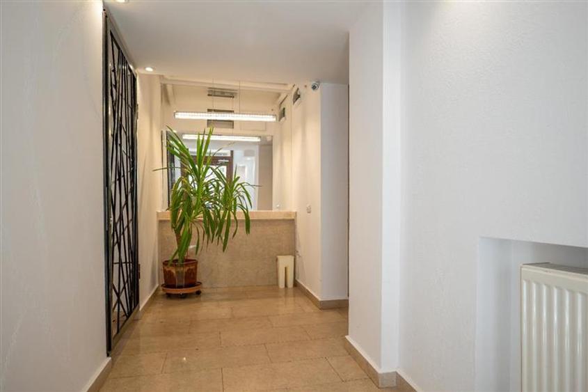 Apartament cu 2 camere semidecomandat în Foișorul de Foc