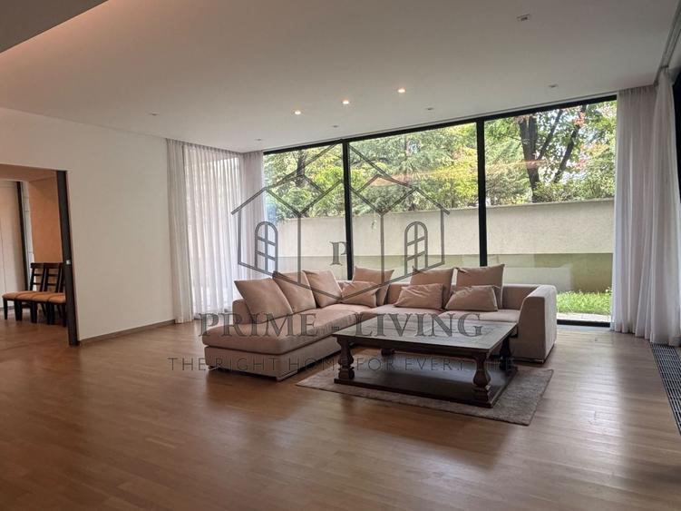 Apartament cu 4 camere, mobilat în Primăverii
