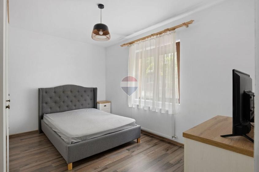 Apartament cu 3 camere decomandat, mobilat în Aurel Vlaicu