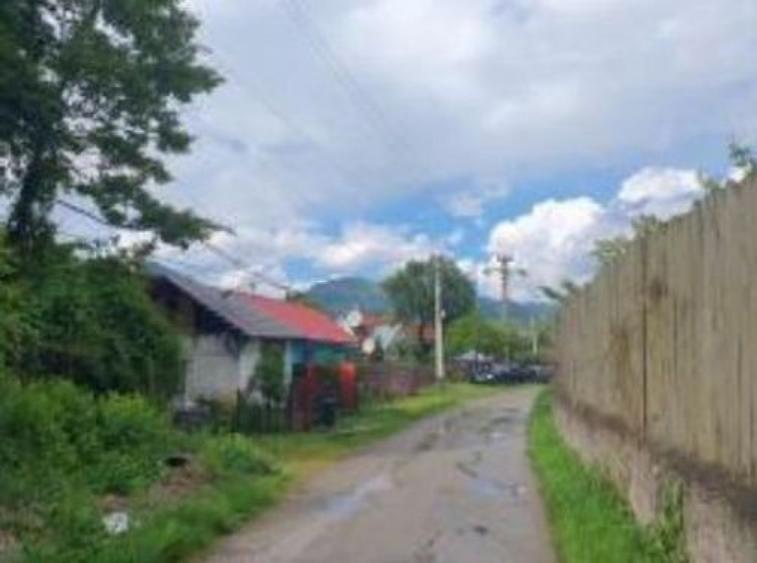 Casă cu 1 camere cu Teren 290 Mp în Petros