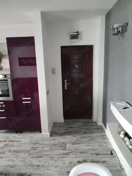 Apartament cu 4 camere decomandat în Centrul Vechi