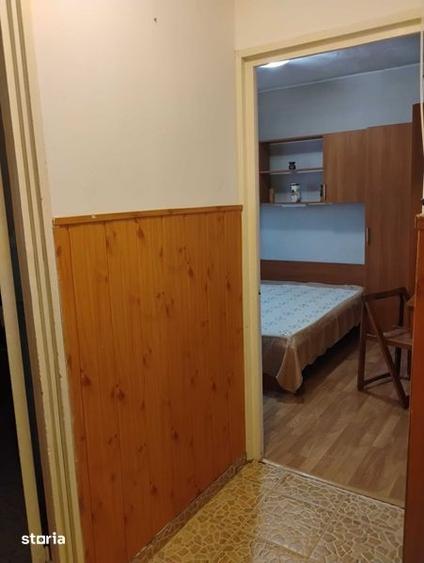 Apartament cu 2 camere decomandat în Vest