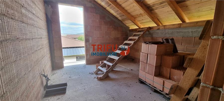 Casă individuală cu 4 camere cu Canalizare în Ampoi 1