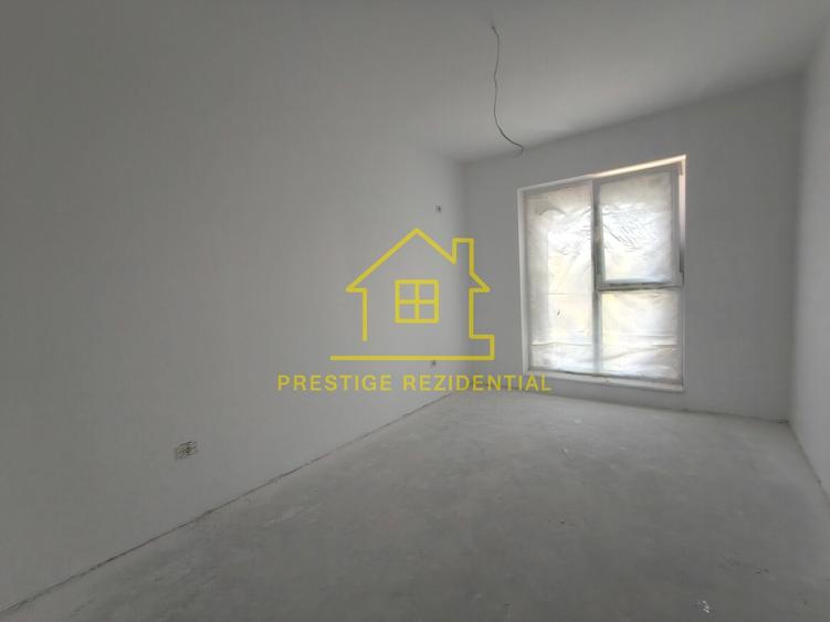 Apartament cu 3 camere decomandat în Theodor Pallady