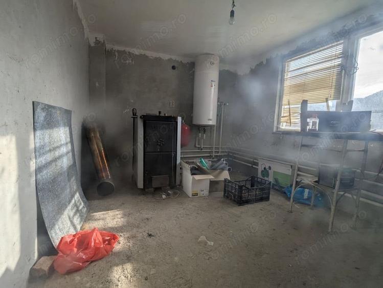 Casă cu 4 camere cu Teren 957 Mp în Mera