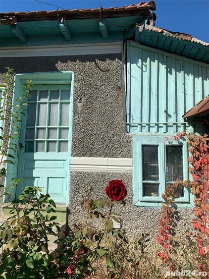 Teren de 1734 mp, în Pietroasele