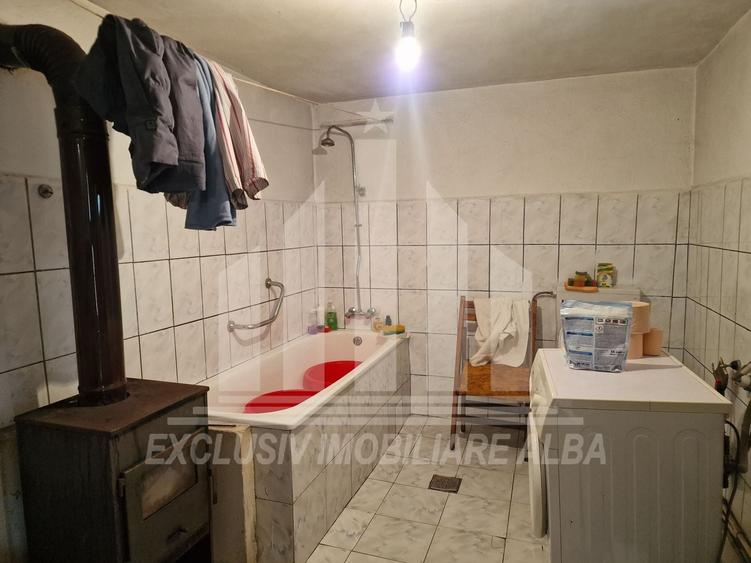 Casă individuală cu 2 camere cu Canalizare în Ciugud