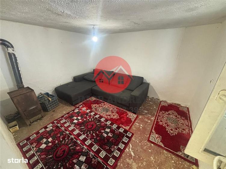 Casă cu 3 camere în Central