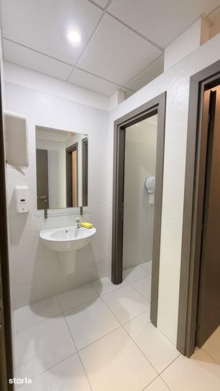 Spațiu comercial, de 38 mp, în Centrul Civic