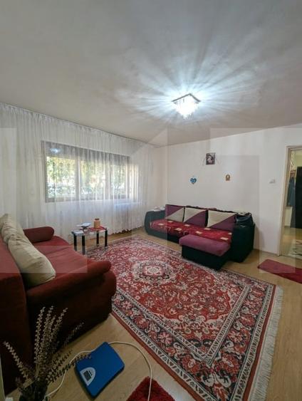 Apartament cu 2 camere semidecomandat, mobilat în Lăpuș