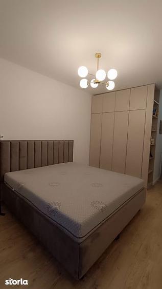 Apartament cu 3 camere, mobilat în Central — fotografia 1