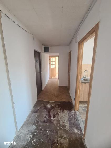 Apartament cu 2 camere decomandat în Județean