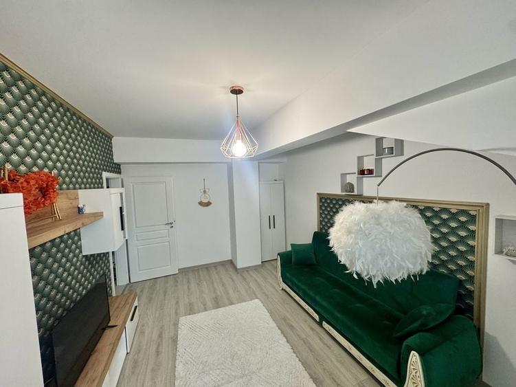 Apartament cu 2 camere decomandat în Valea Adâncă