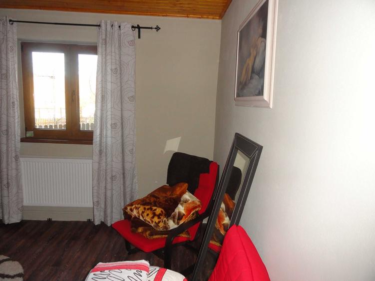 Casă cu 3 camere cu Teren 599 Mp în Brănești