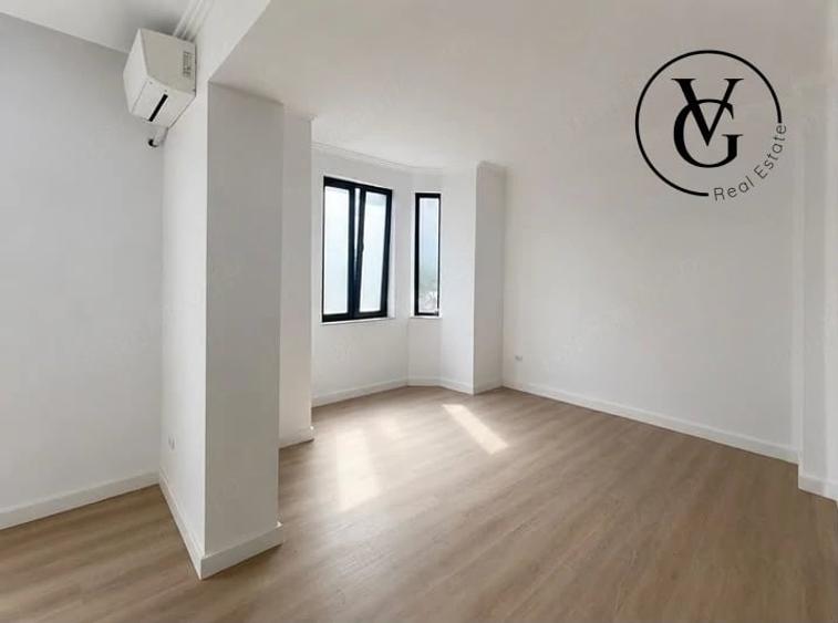 Casă cu 9 camere cu Teren 450 Mp în Dorobanți
