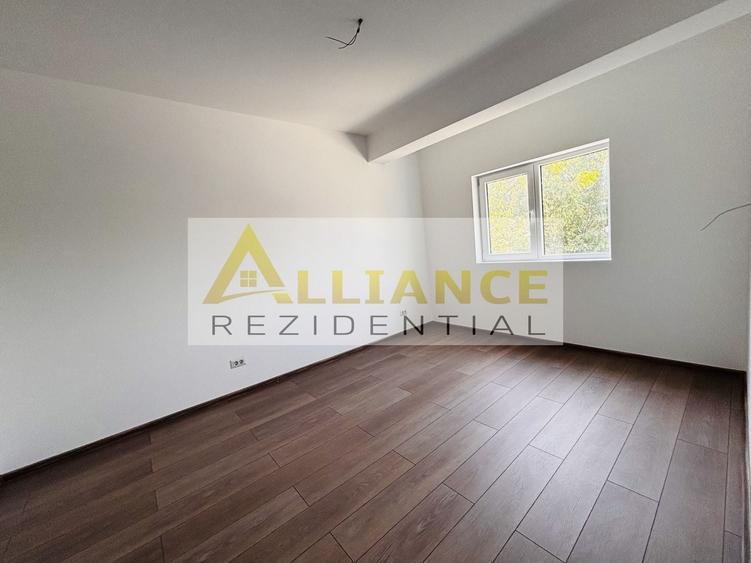 Casă individuală cu 4 camere cu Canalizare în Berceni